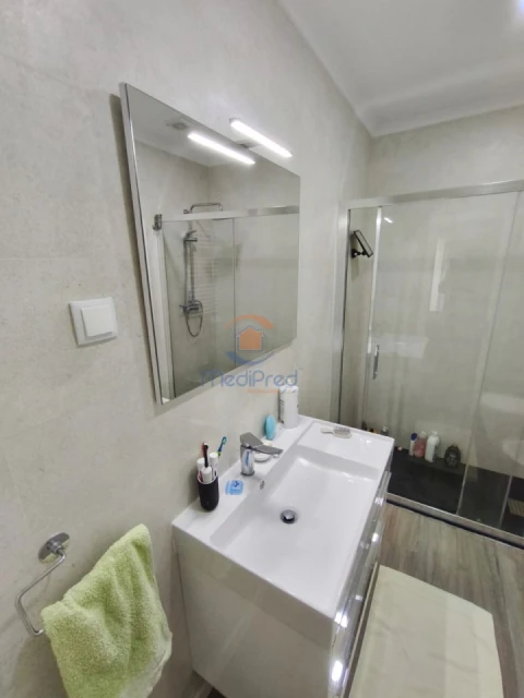 Apartamento T3 para Venda em Venteira