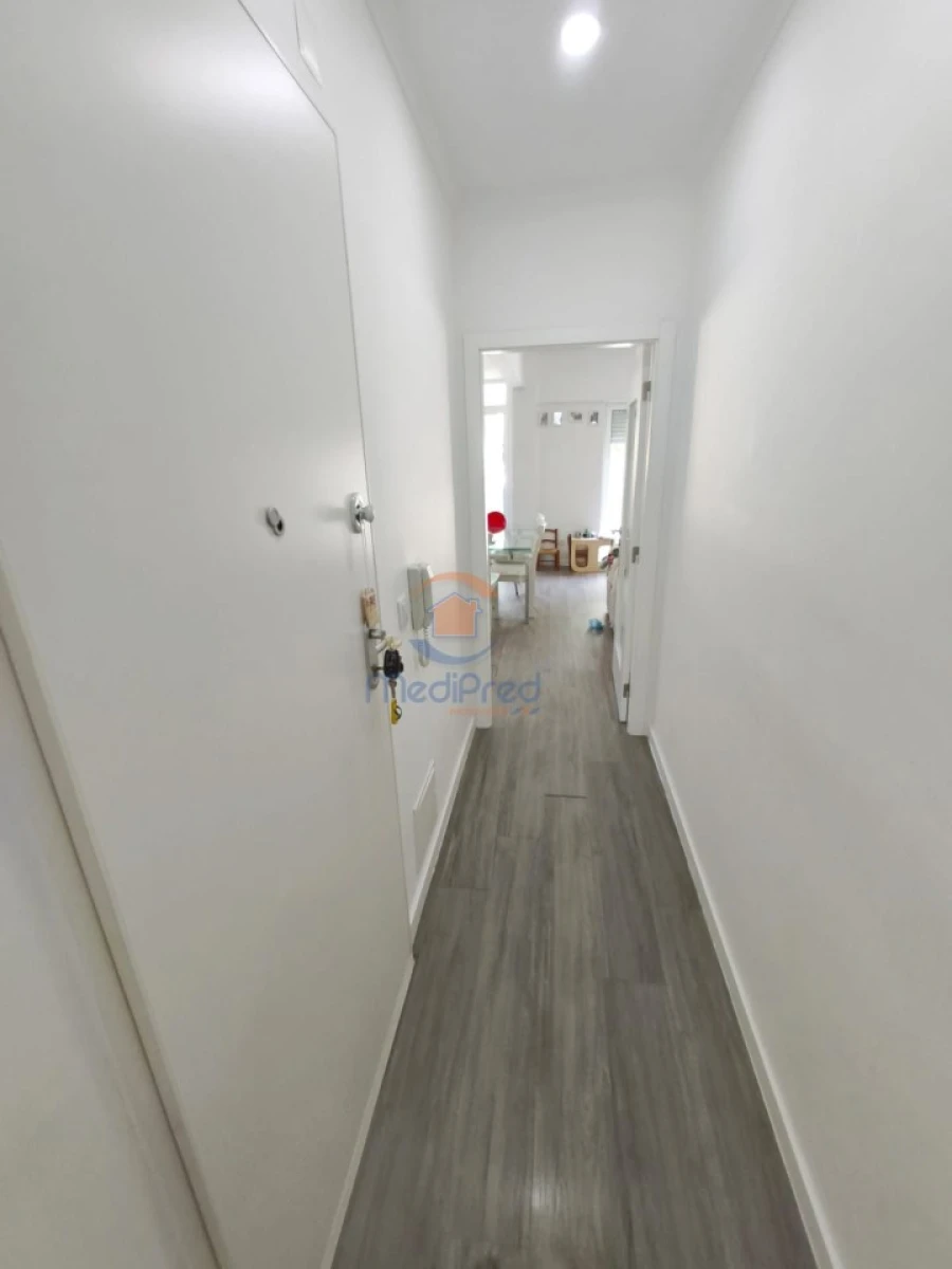 Apartamento T3 para Venda em Venteira Foto 7