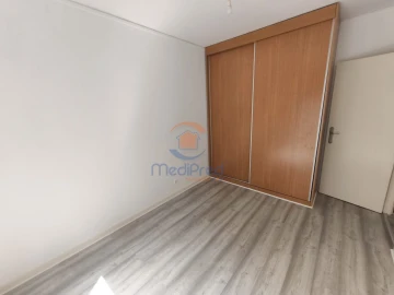 Apartamento T3 para Venda em Santo António dos Cavaleiros e Frielas