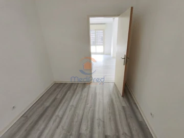 Apartamento T3 para Venda em Santo António dos Cavaleiros e Frielas