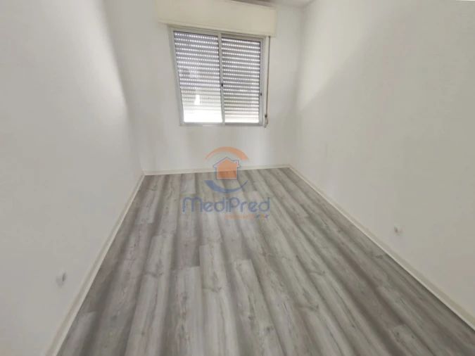 Apartamento T3 para Venda em Santo António dos Cavaleiros e Frielas Foto 11