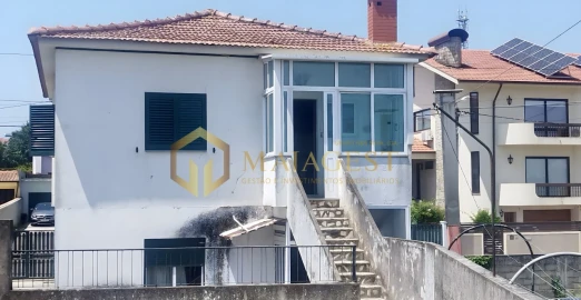 Moradia T2 para Venda em Fânzeres e São Pedro da Cova