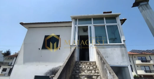 Moradia T2 para Venda em Fânzeres e São Pedro da Cova