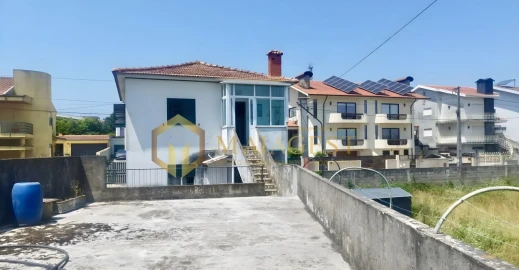 Moradia T2 para Venda em Fânzeres e São Pedro da Cova