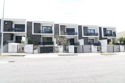 Moradia T3 para Venda em Gualtar