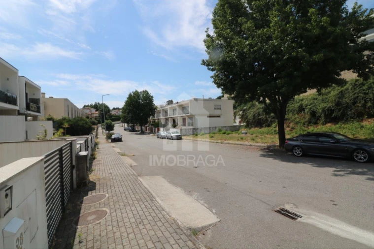 Moradia T3 para Venda em Gualtar Foto 10