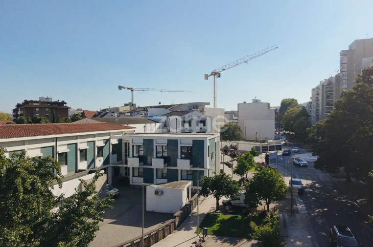 Apartamento T2 para Venda em Antas e Abade de Vermoim Foto 18