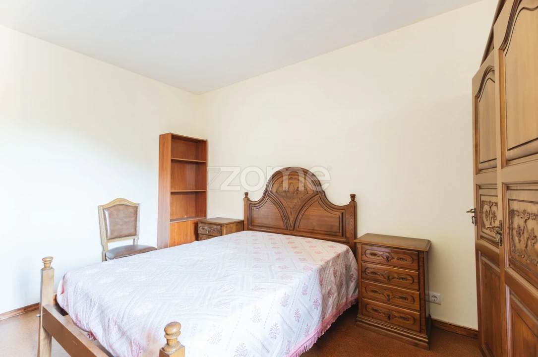 Apartamento T2 para Venda em Antas e Abade de Vermoim Foto 4