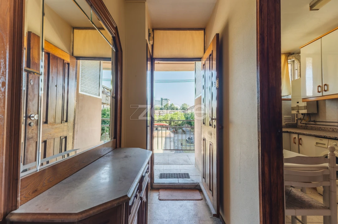Apartamento T2 para Venda em Antas e Abade de Vermoim Foto 16