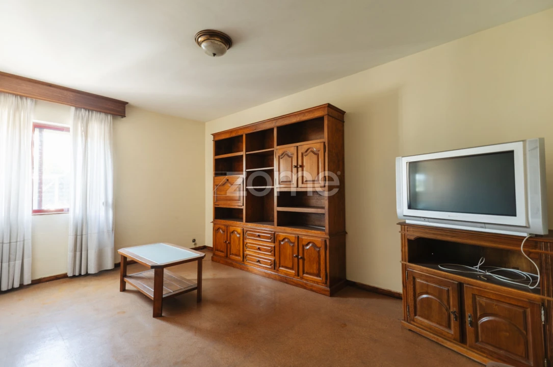 Apartamento T2 para Venda em Antas e Abade de Vermoim Foto 9