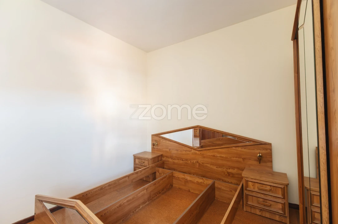 Apartamento T2 para Venda em Antas e Abade de Vermoim Foto 14