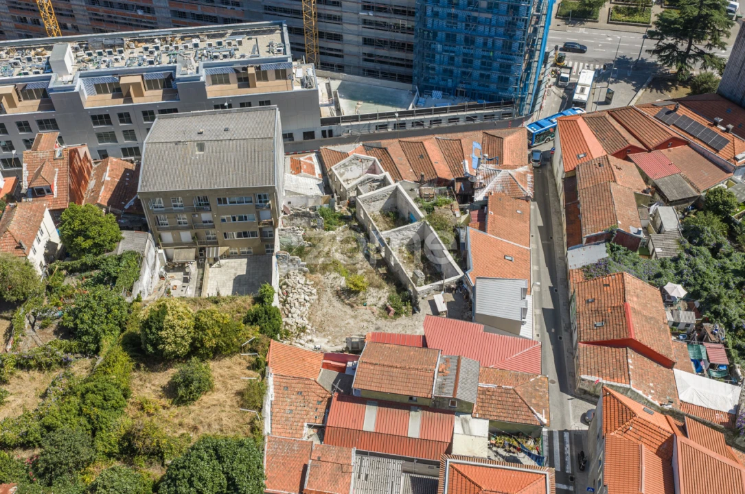 Moradia T1 para Venda em Campanhã Foto 3