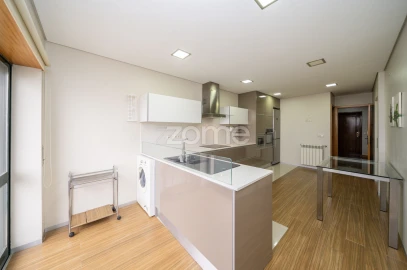 Apartamento T3 para Venda em São Vitor (Braga)