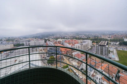 Apartamento T3 para Venda em São Vitor (Braga)