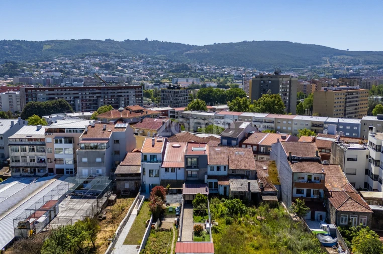Moradia T4 para Venda em São Vitor (Braga) Foto 4