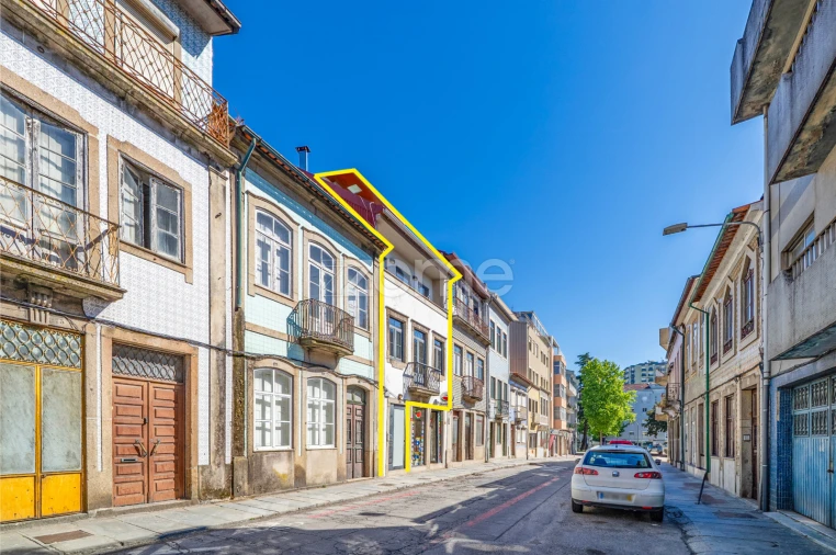 Moradia T4 para Venda em São Vitor (Braga) Foto 2