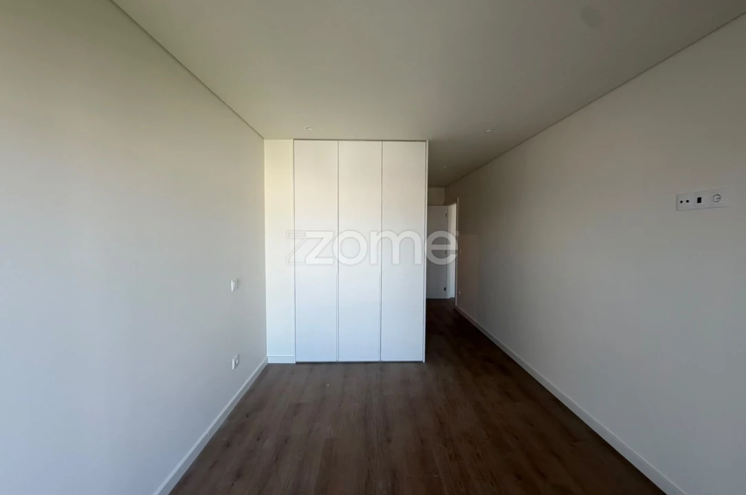 Apartamento T2 para Venda em Aguas Santas Foto 13