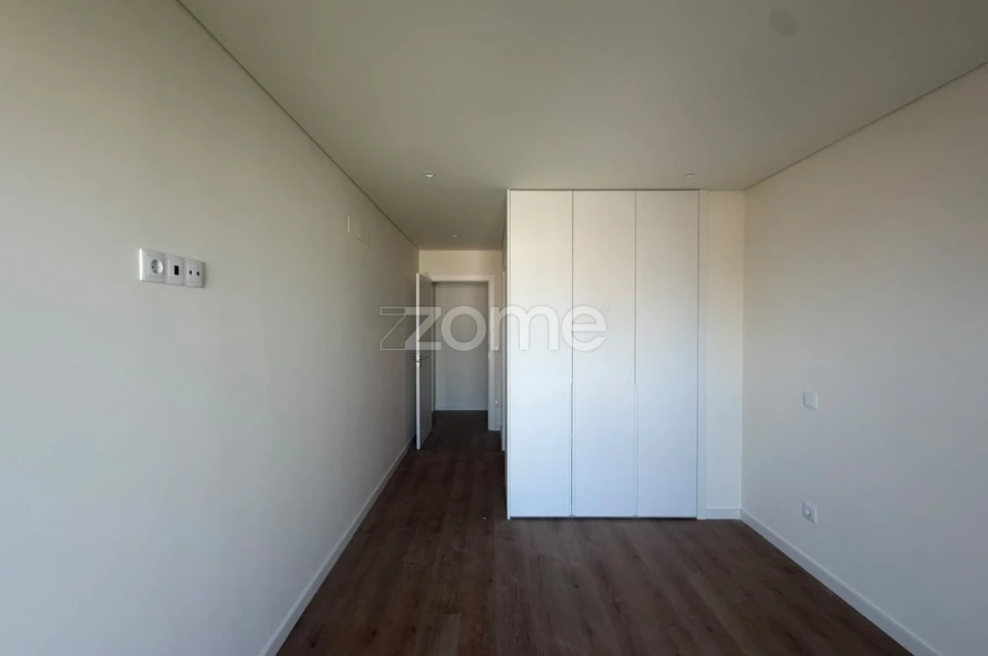 Apartamento T2 para Venda em Aguas Santas Foto 19