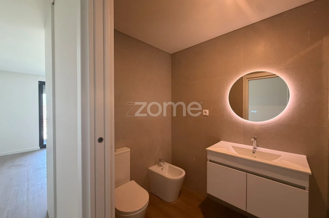 Apartamento T2 para Venda em Aguas Santas Foto 15