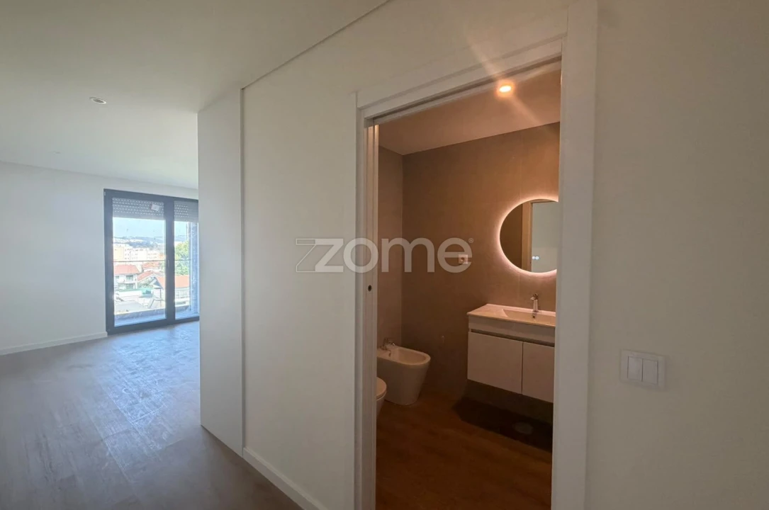 Apartamento T2 para Venda em Aguas Santas Foto 14
