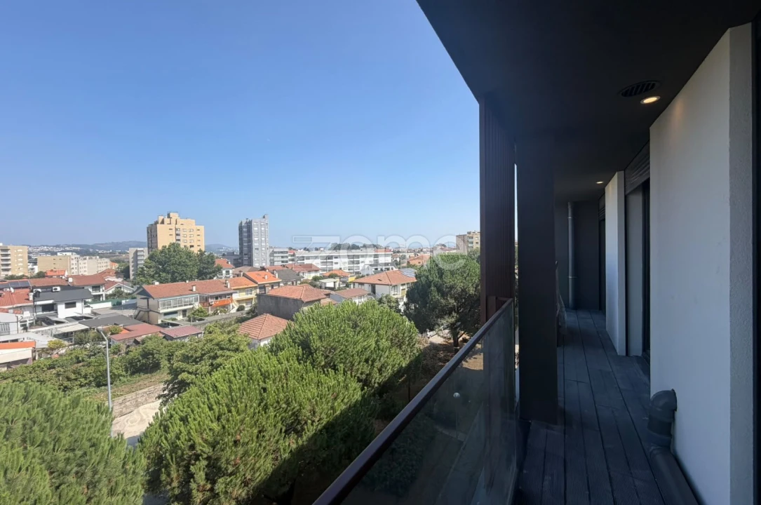 Apartamento T2 para Venda em Aguas Santas Foto 2