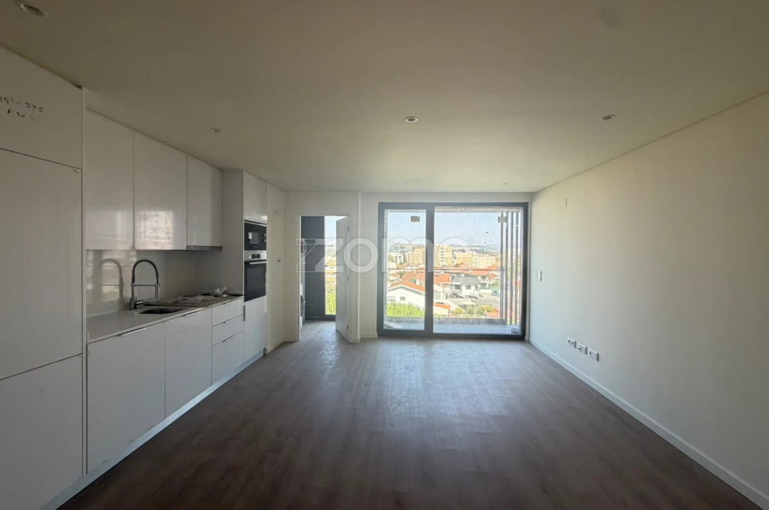 Apartamento T2 para Venda em Aguas Santas Foto 4
