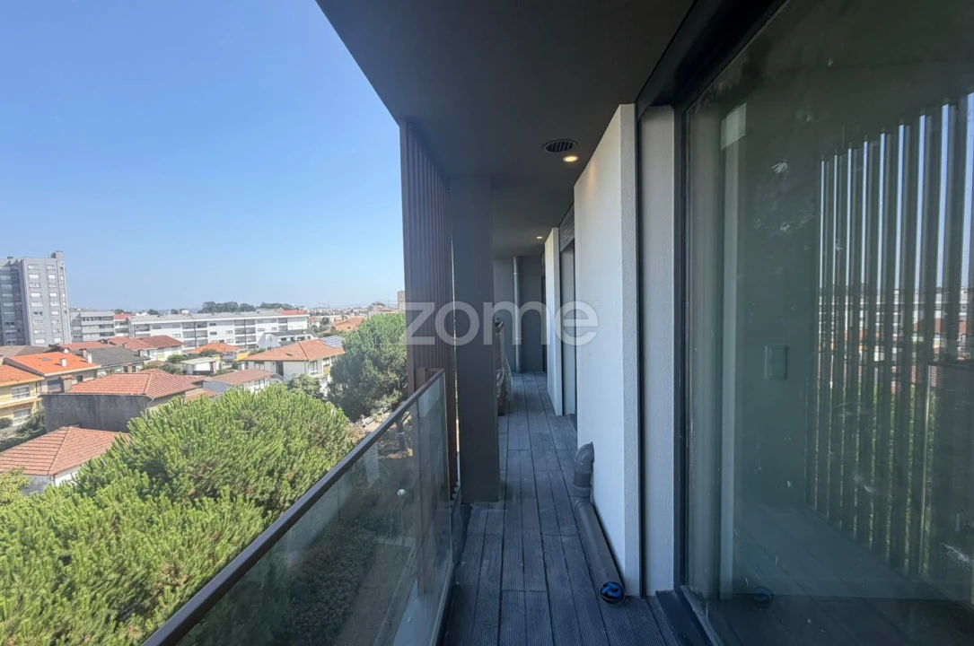 Apartamento T2 para Venda em Aguas Santas Foto 1