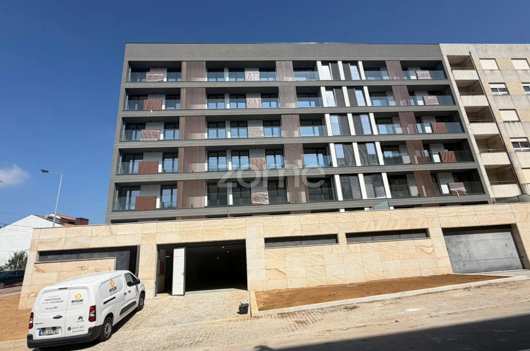 Apartamento T2 para Venda em Aguas Santas Foto 24