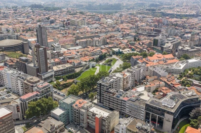 Moradia T2 para Venda em Cedofeita, Santo Ildefonso, Sé, Miragaia, São Nicolau e Vitória