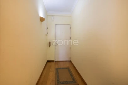 Apartamento T3 para Arrendamento em Cascais e Estoril