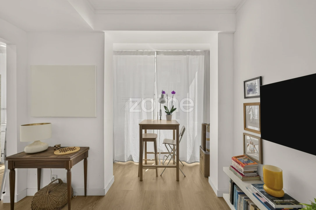 Apartamento T1 para Venda em Massamá e Monte Abraão Foto 8