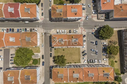 Apartamento T1 para Venda em Massamá e Monte Abraão