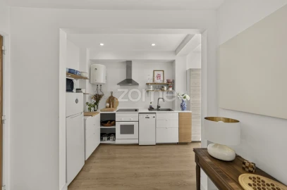 Apartamento T1 para Venda em Massamá e Monte Abraão