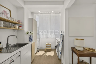 Apartamento T1 para Venda em Massamá e Monte Abraão