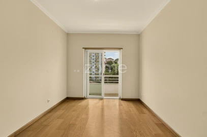 Apartamento T2 para Arrendamento em Alcabideche