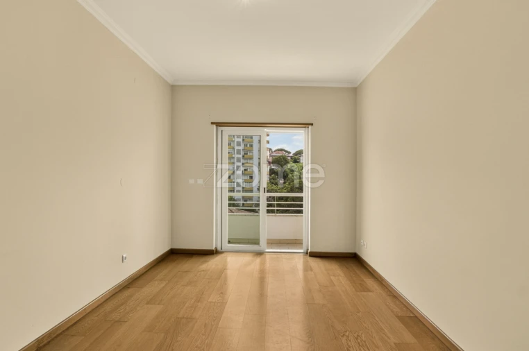 Apartamento T2 para Arrendamento em Alcabideche Foto 9