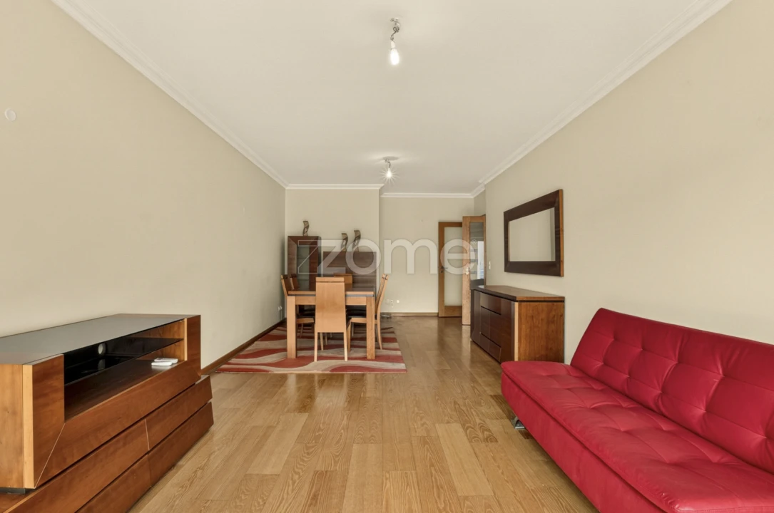 Apartamento T2 para Arrendamento em Alcabideche Foto 3