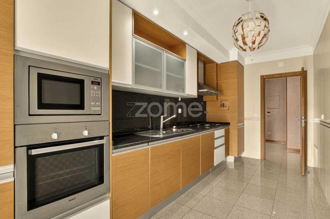 Apartamento T2 para Arrendamento em Alcabideche Foto 6