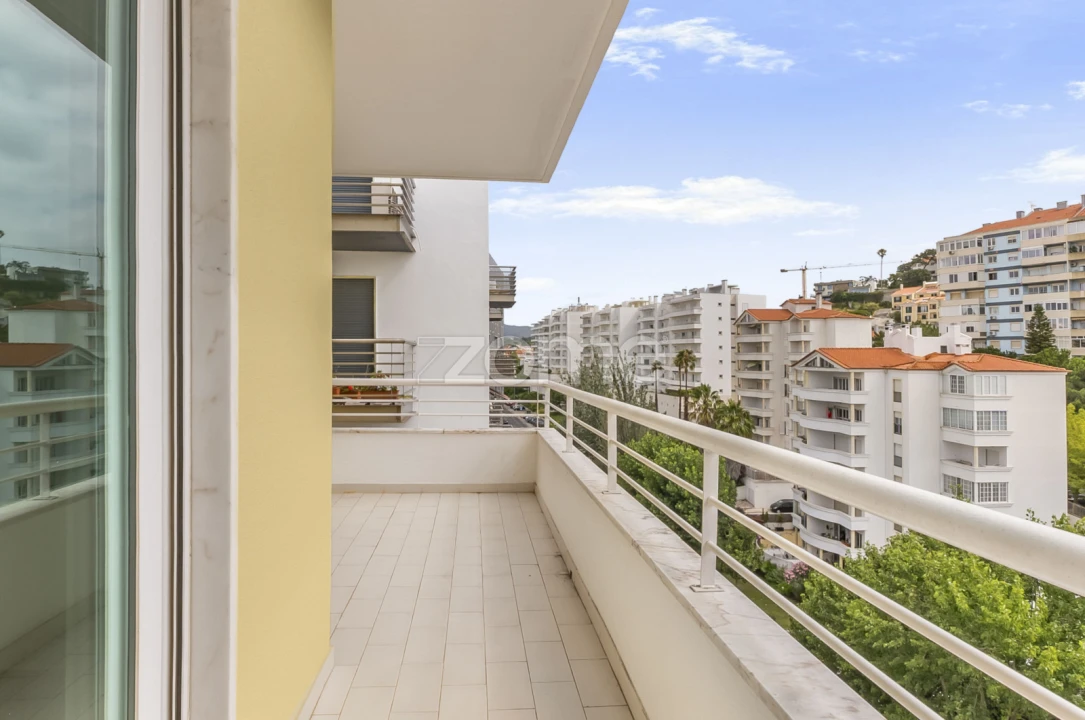 Apartamento T2 para Arrendamento em Alcabideche Foto 17