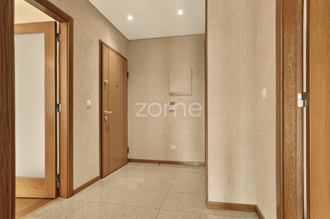 Apartamento T2 para Arrendamento em Alcabideche Foto 4