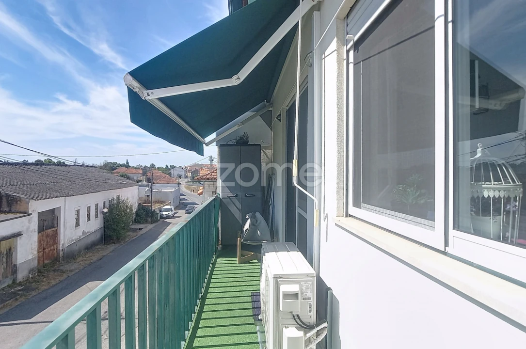 Apartamento T2 para Venda em Sangalhos Foto 8