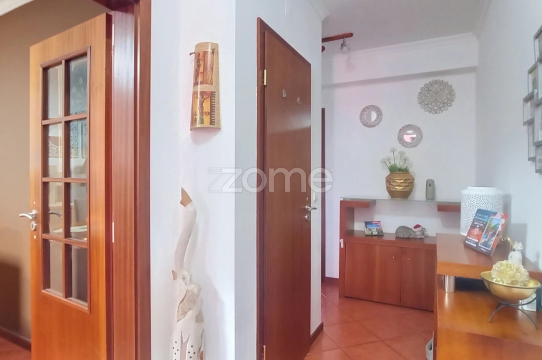 Apartamento T2 para Venda em Sangalhos Foto 9