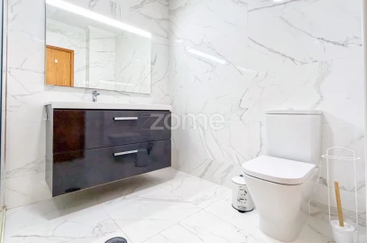 Apartamento T2 para Arrendamento em Ponta Delgada (São Pedro)