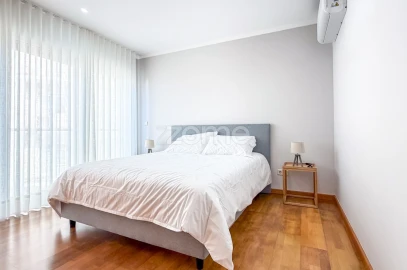 Apartamento T2 para Arrendamento em Ponta Delgada (São Pedro)