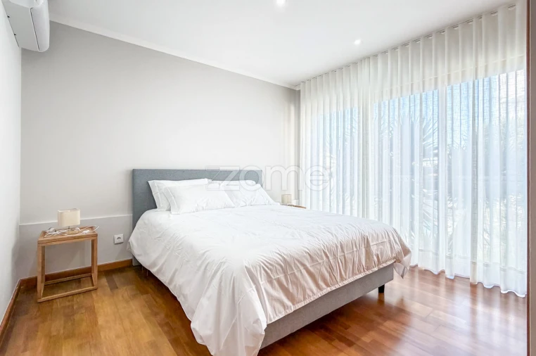 Apartamento T2 para Arrendamento em Ponta Delgada (São Pedro) Foto 13