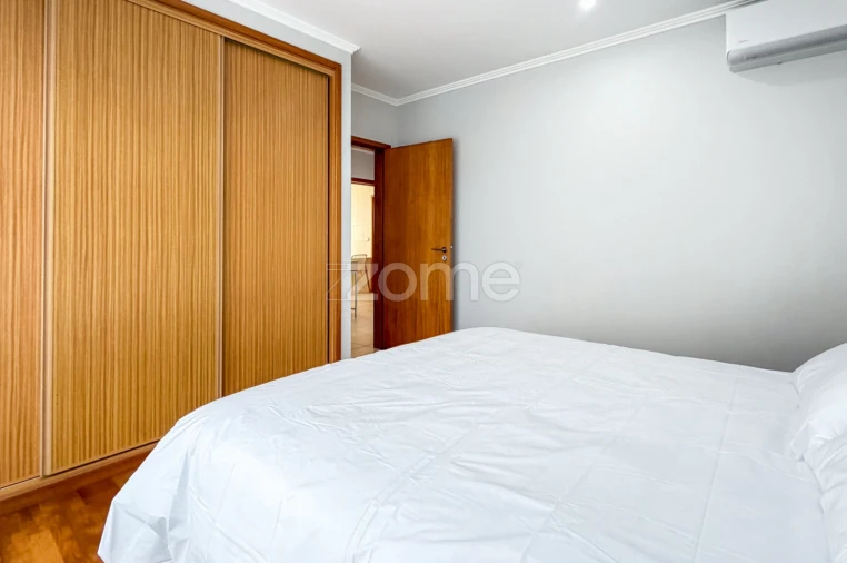 Apartamento T2 para Arrendamento em Ponta Delgada (São Pedro) Foto 15