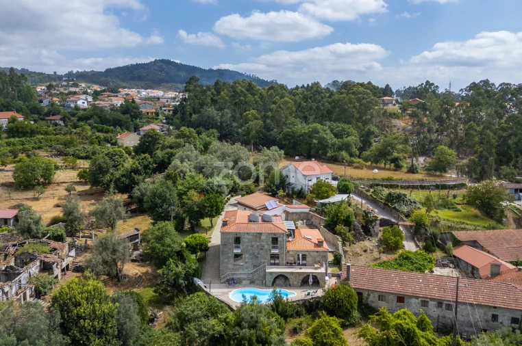 Moradia T6 para Venda em Espinho Foto 4