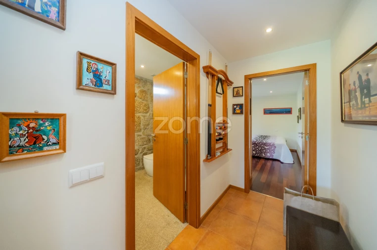 Moradia T6 para Venda em Espinho Foto 35