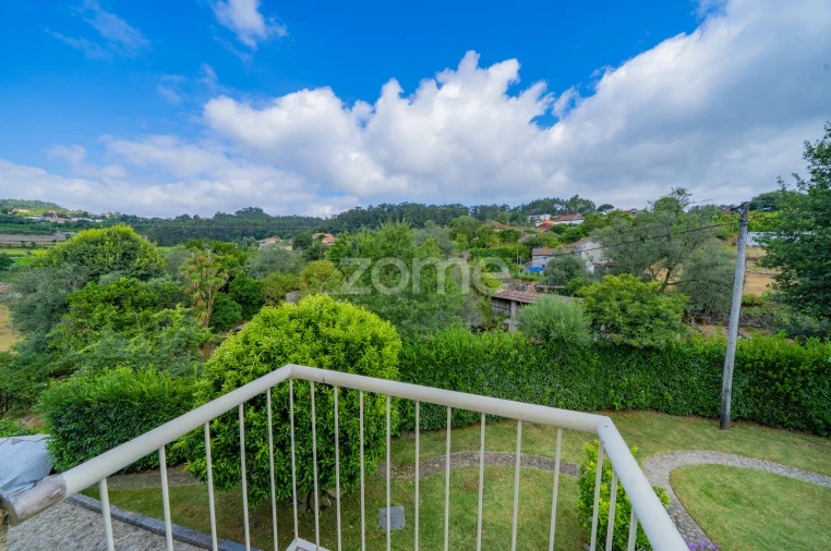Moradia T6 para Venda em Espinho Foto 67
