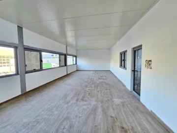 Armazém para Arrendamento em Muro